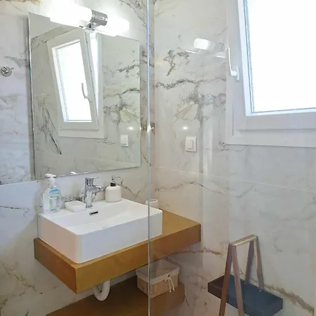 Pensionat The Red Dragon Dassia (Corfu)