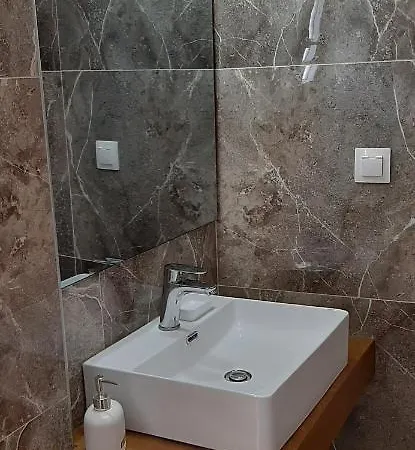 The Red Dragon Guest house Dassia (Corfu)